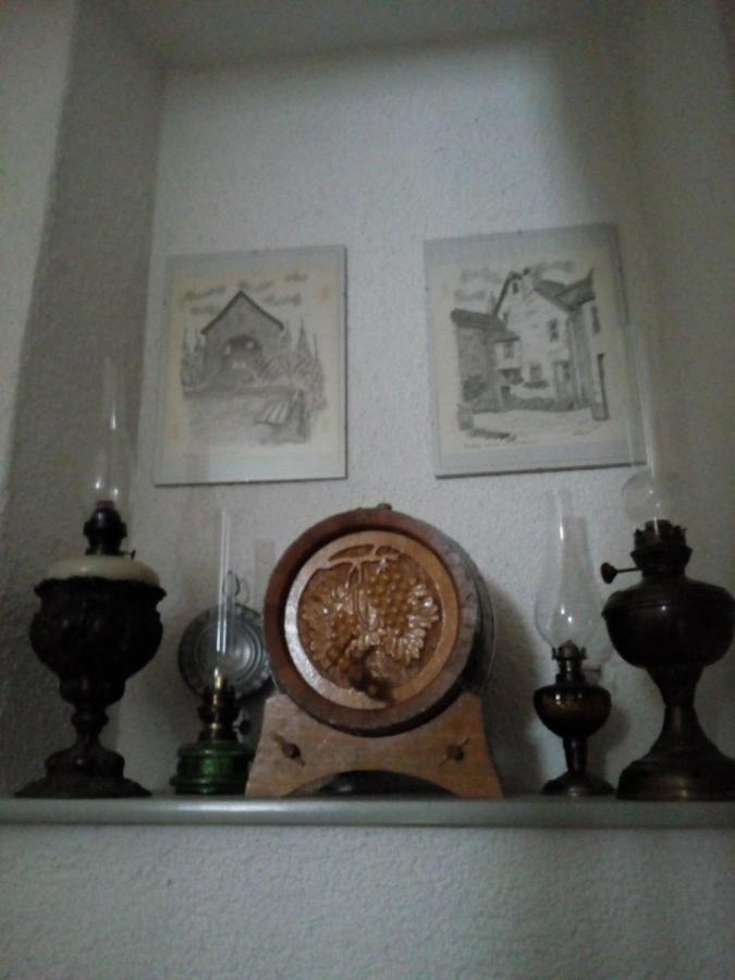 Ferienwohnung Ehlen Im Alten Winzerhaus Zeltingen-Rachtig Zewnętrze zdjęcie